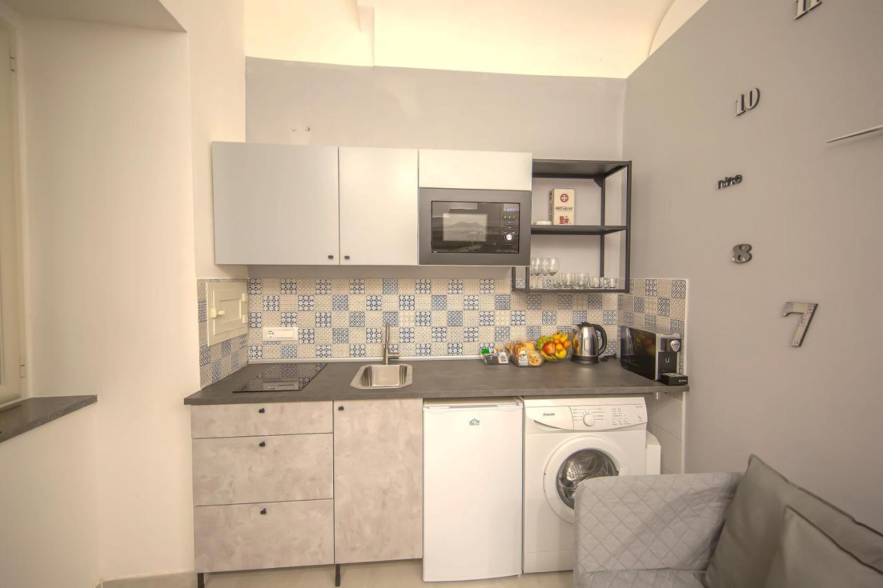 Olina Apartments N.6 Наполи Екстериор снимка